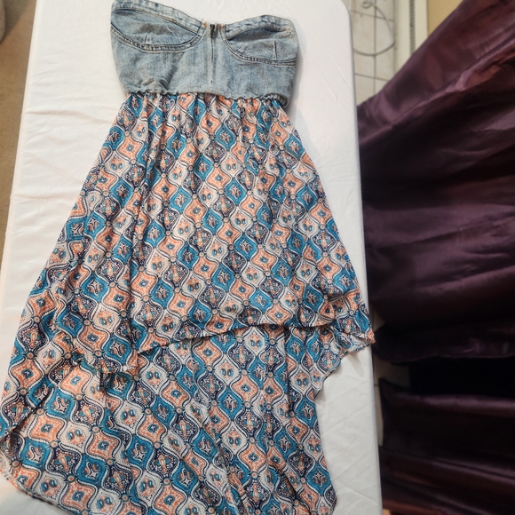 Rue21 Dresses & Skirts - Rue21 Denim and Patterned Strapless Dress